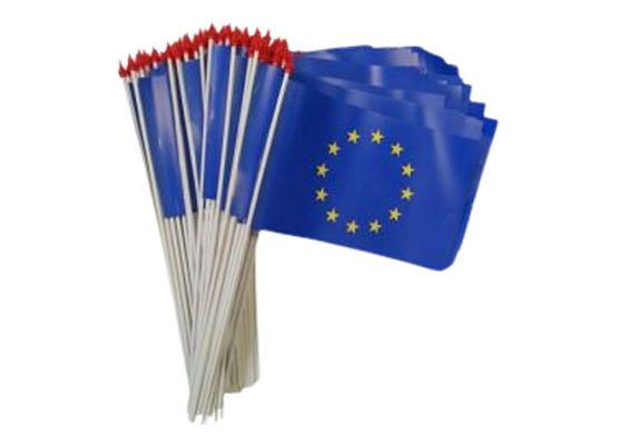 Lot de petits drapeaux Europe à agiter
