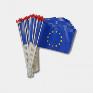 Lot de petits drapeaux Europe à agiter